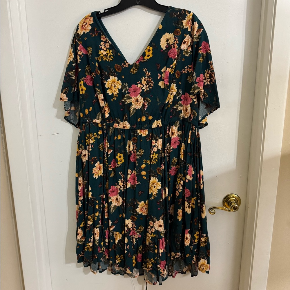Torrid Dark Green Floral Midi Dress
